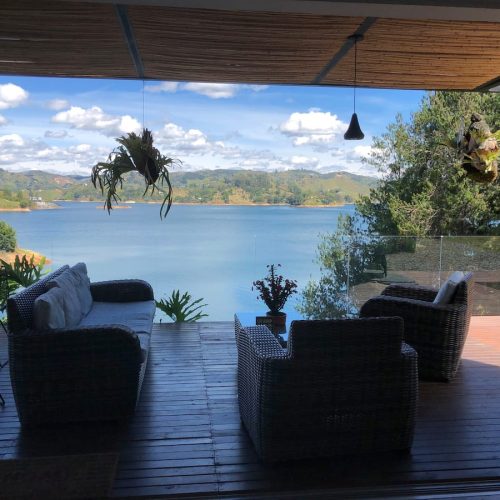 guatape boat party6